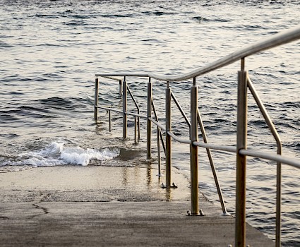 Stainless Handrail into sea